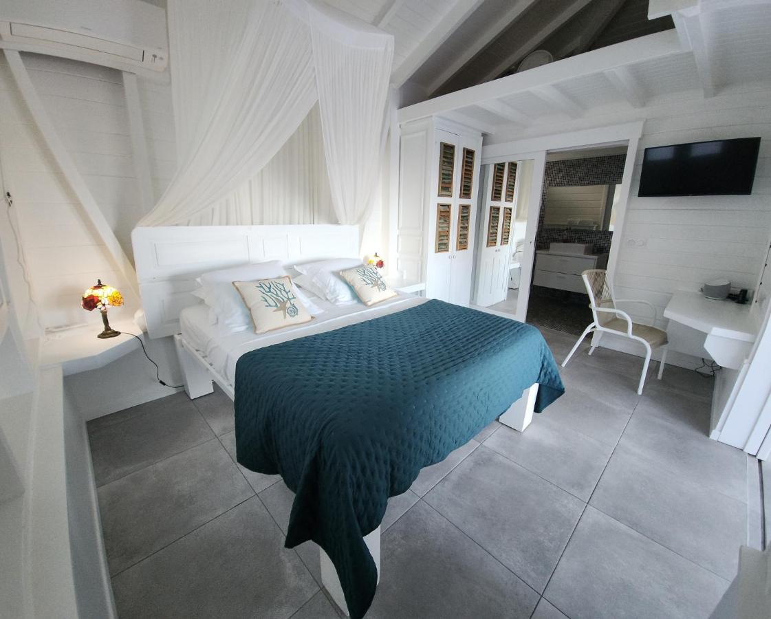 La Petite Villa Terre-De-Haut Luaran gambar